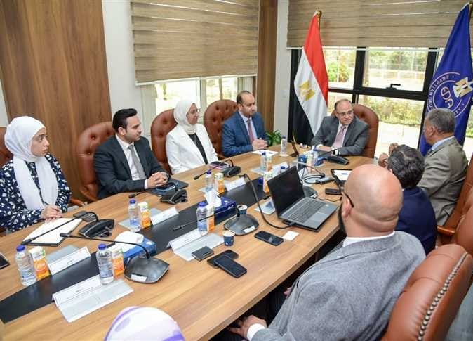 رئيس «الدواء المصرية»: مشاركة الهيئة في مؤتمر فارماكونيكس انفتاح على الأسواق الدولية